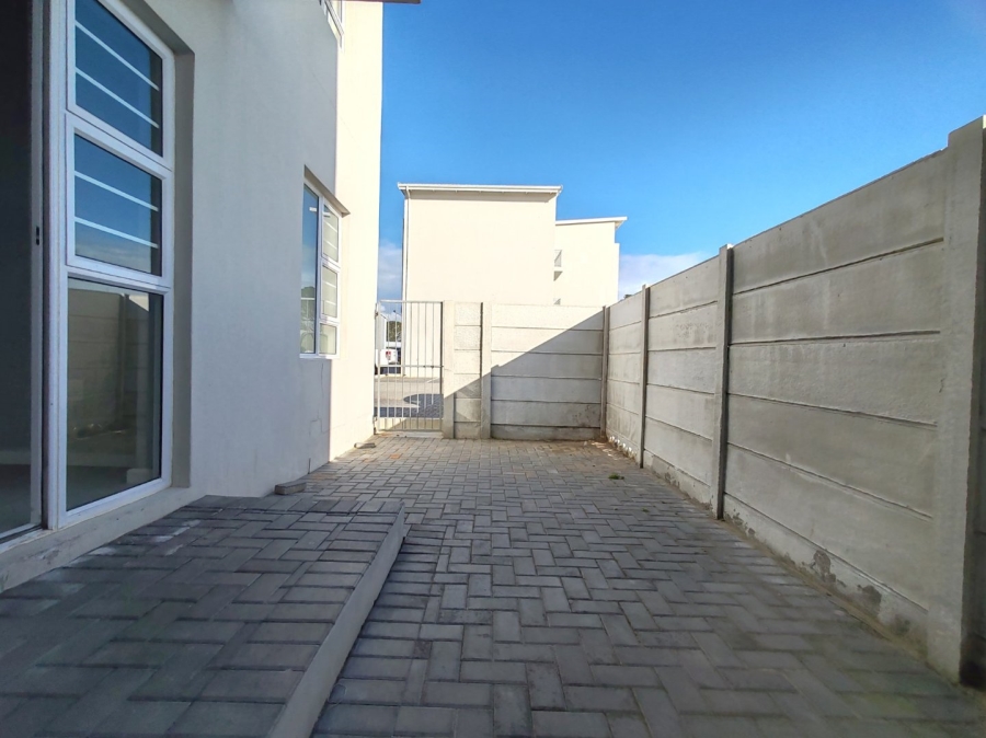 2 Bedroom Property for Sale in Fairview Eastern Cape